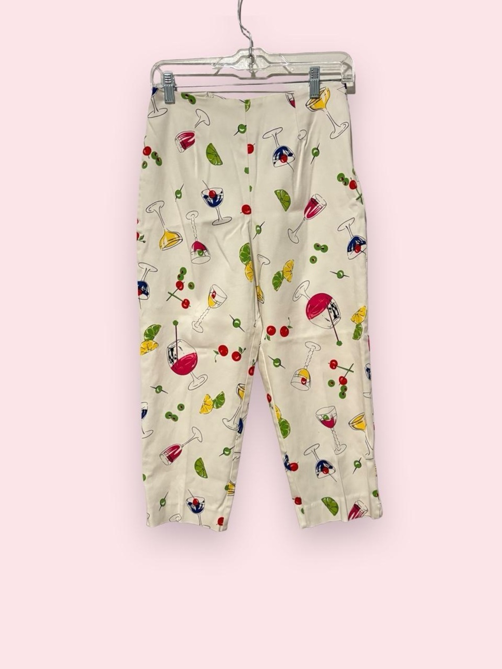 Vintage Y2K fun novelty cocktail print capris size 8 but fits like xs/small